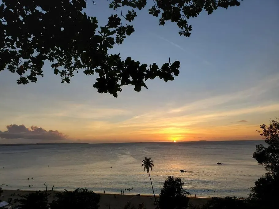 Aguadilla Sunset Apt Ac Wifi 8 Minute Walk Crashboat Beach 0*,