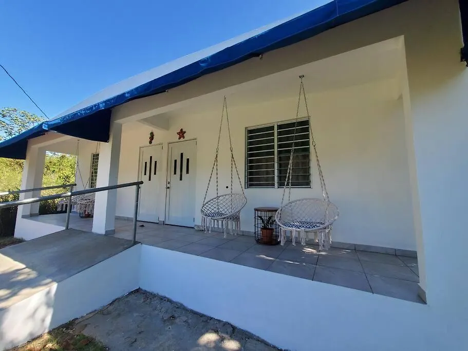 Aguadilla Sunset Apt Ac Wifi 8 Minute Walk Crashboat Beach 0*,  Puerto Rico